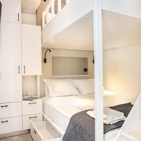 The Nest Nyaraló Hriszí Aktí Haniá